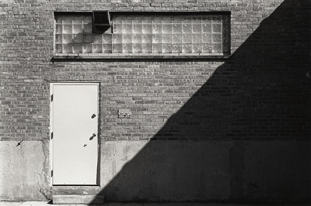 20250901-1-10-Only_The_Shadow_Knows.jpg